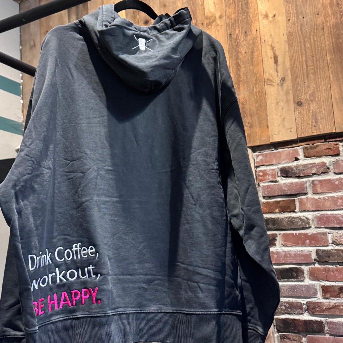 Happy Hoodie vintage black